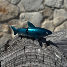 Load image into Gallery viewer, Zippy Wind-Up Shark