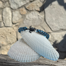 Load image into Gallery viewer, Paracord Sea Turtle Bracelet