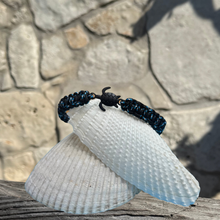 Load image into Gallery viewer, Paracord Sea Turtle Bracelet