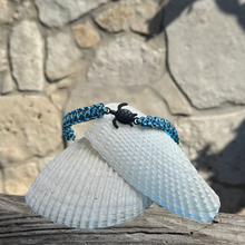 Load image into Gallery viewer, Paracord Sea Turtle Bracelet