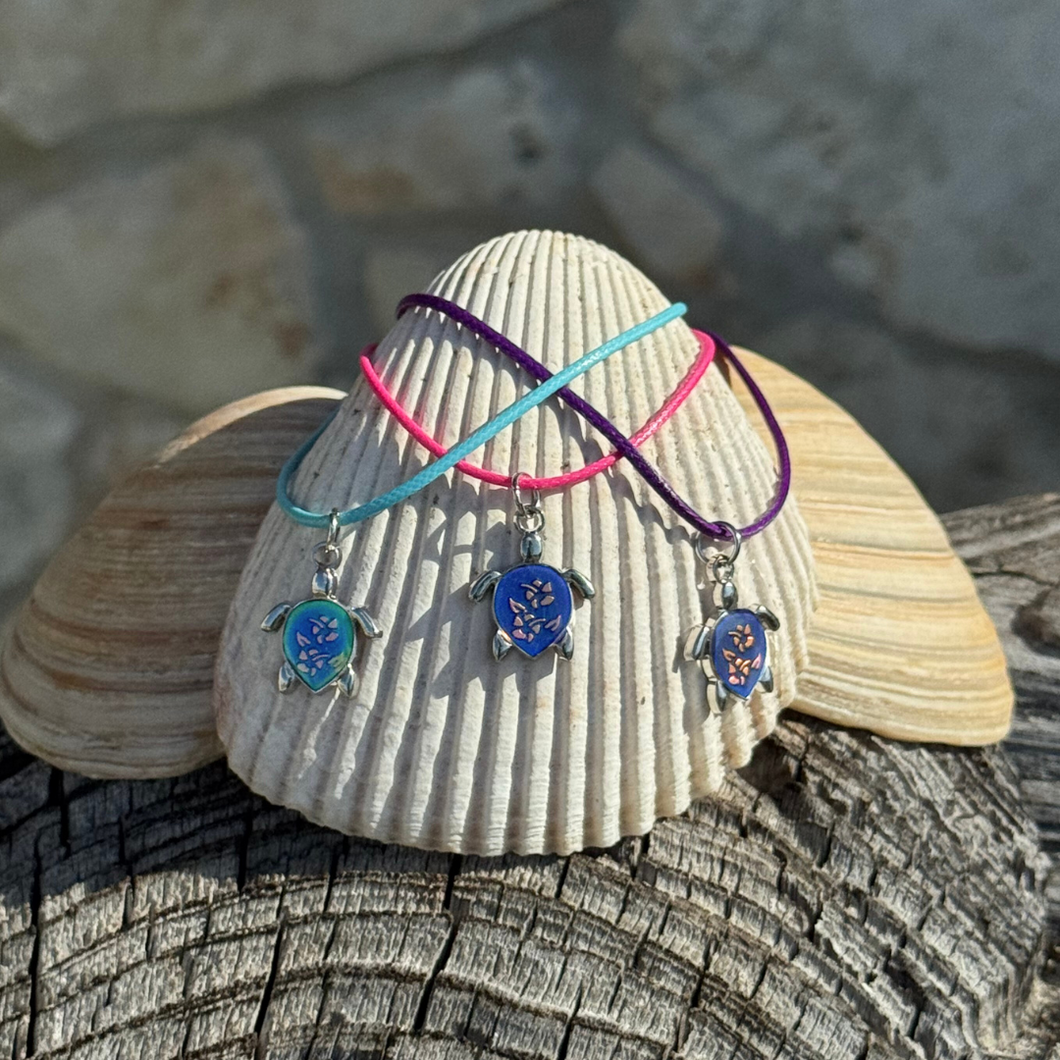 Sea Turtle Mood Necklace